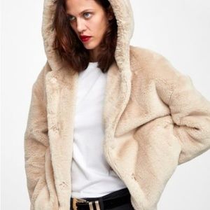 Zara Faux Fur Hooded Snap Front Beige Cream Tan Coat Size Small